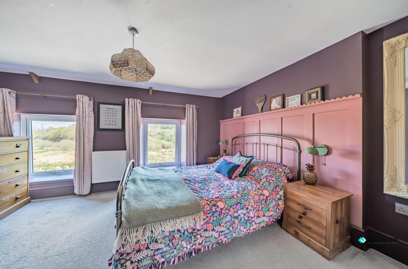 Carmarthen Road, Fforest, Pontarddulais, Swansea, SA4 0FT